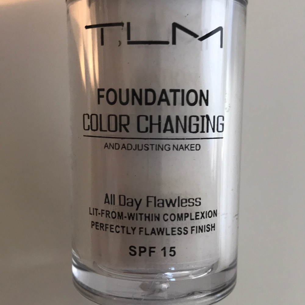 TLM Color Changing Foundation - Picture 2 of 8
